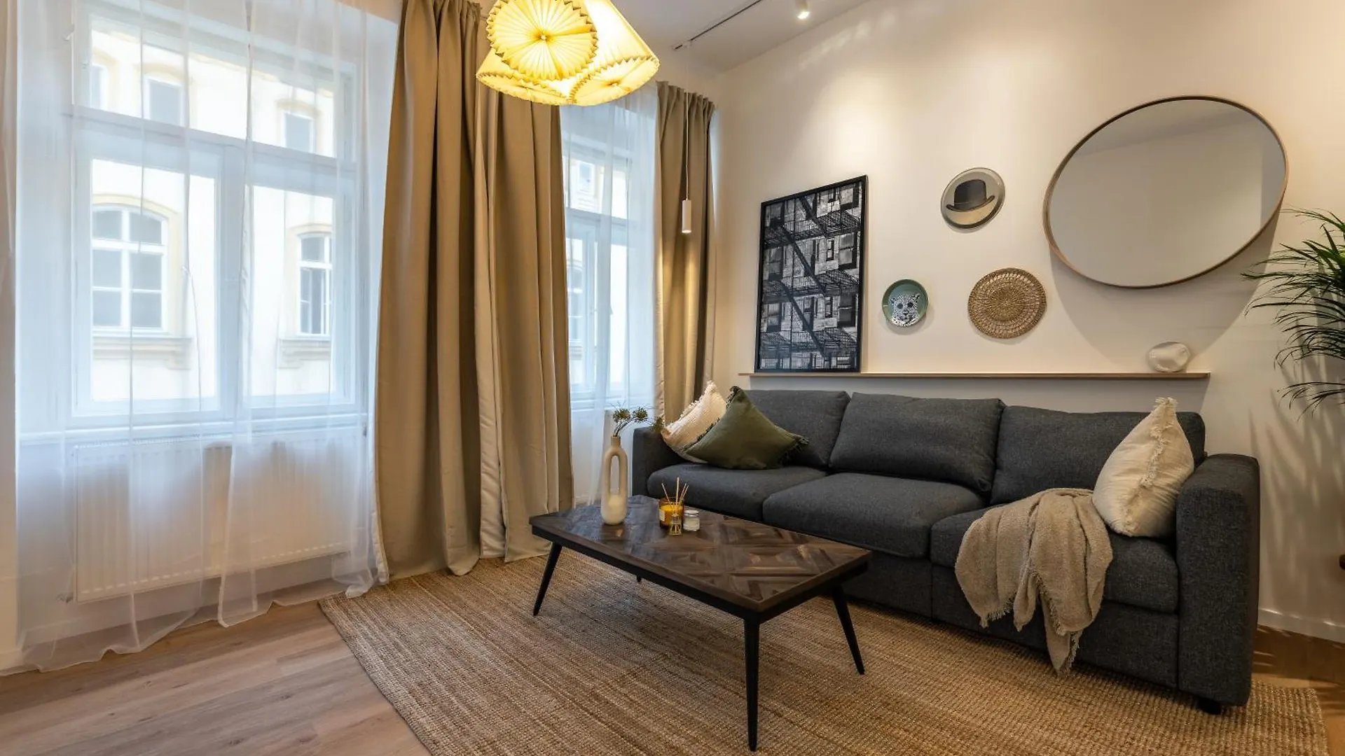 Boho Renovated Apartment Close To National Theather プラハ 0*,  チェコ