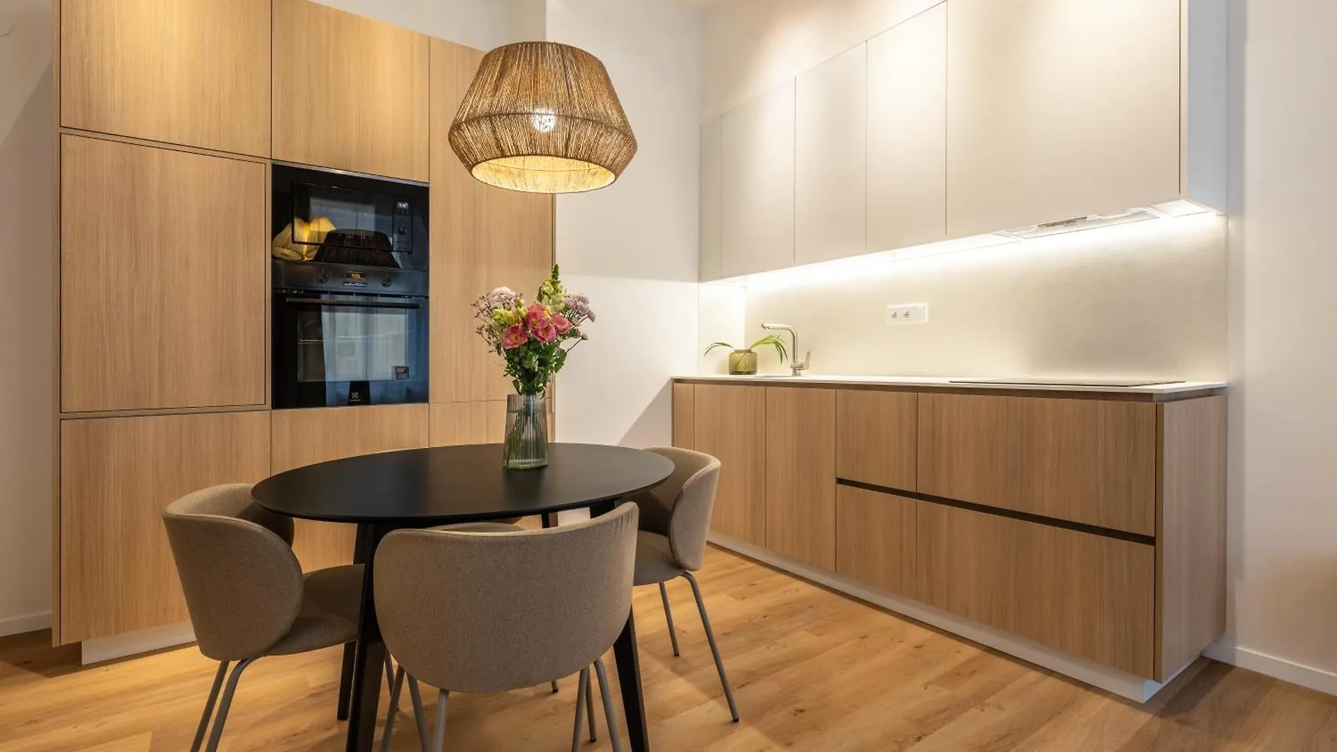 Boho Renovated Apartment Close To National Theather プラハ 0*,  チェコ